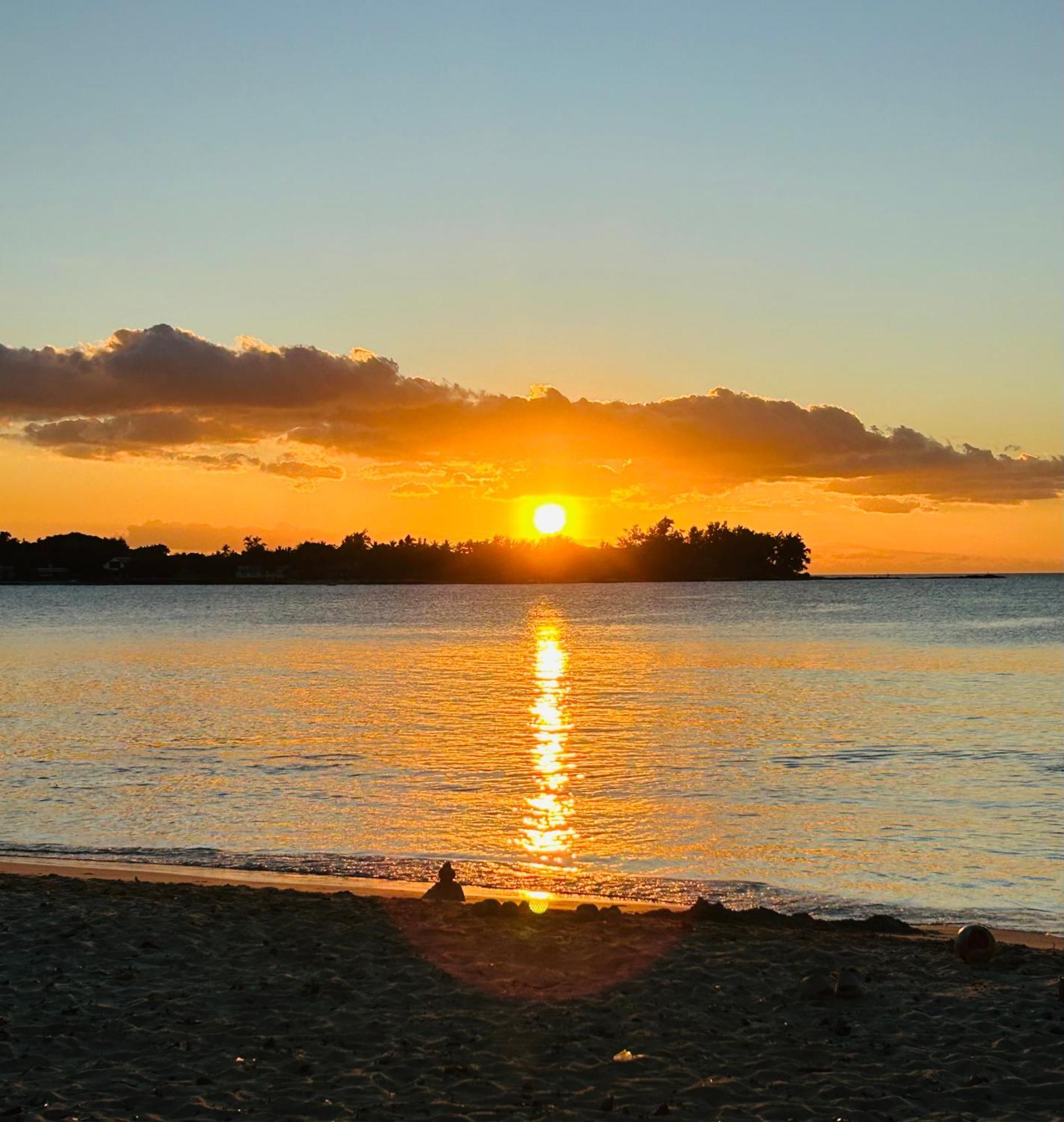 Villa Ellapen Pereybere Beach Exteriör bild